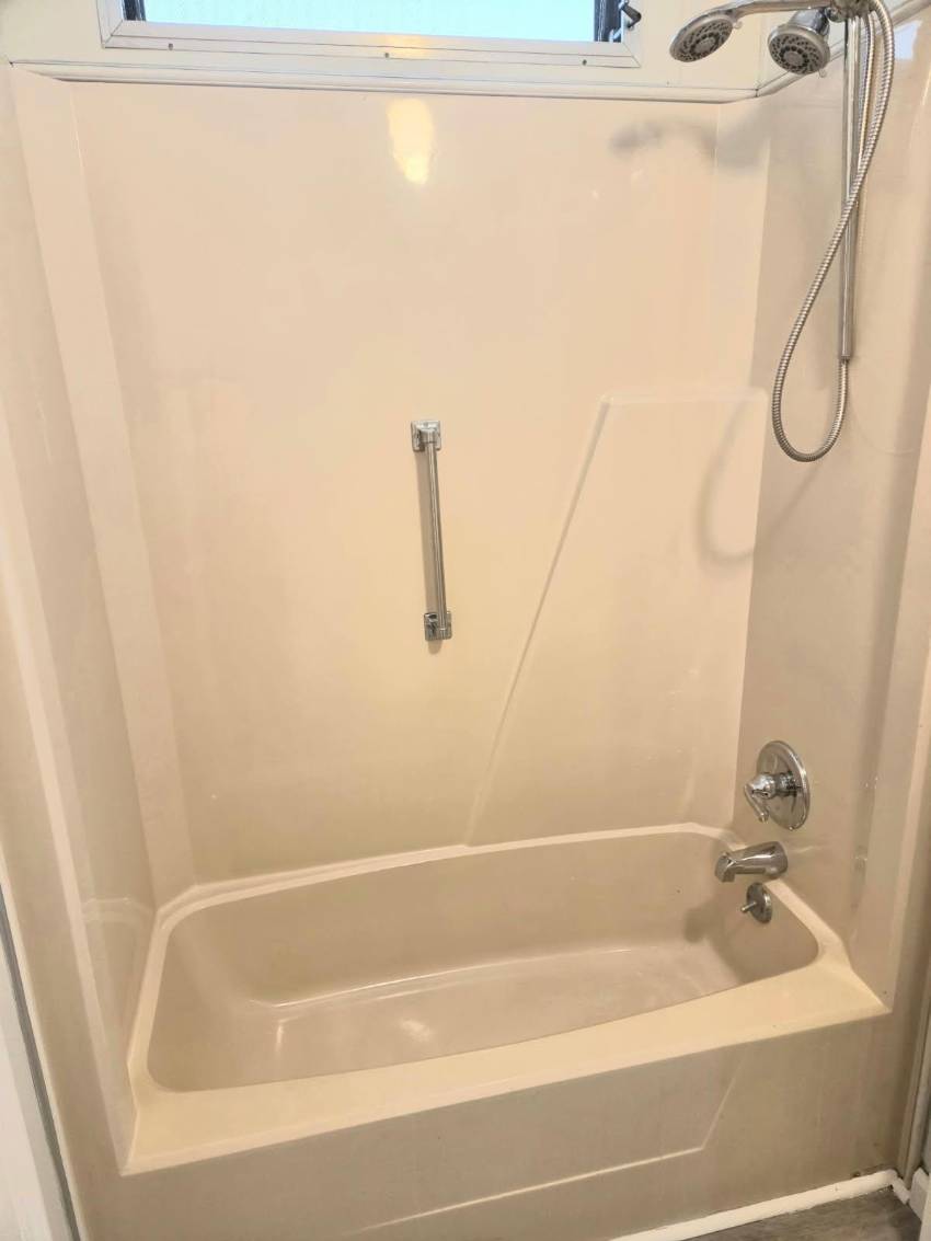 196 Fairway a Winter Haven, FL Mobile or Manufactured Home for Sale